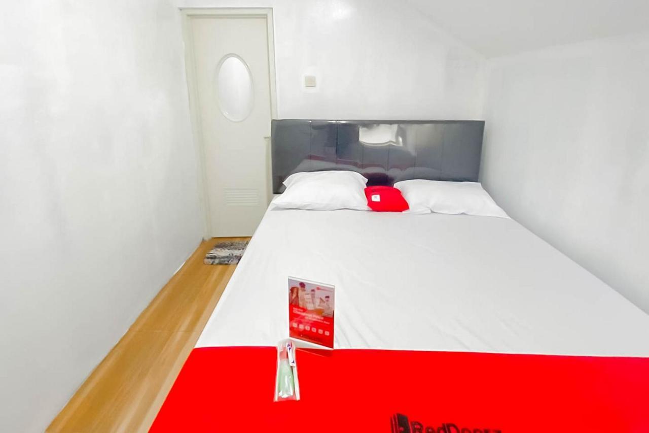 Reddoorz Syariah Plus At Cipanas Cianjur Barukupa Esterno foto